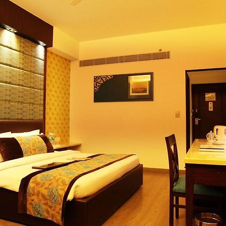 Country Inn & Suites 哈里瓦 外观 照片